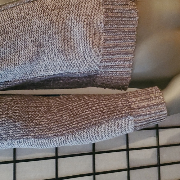 zip up sweater - Picture 5 of 7